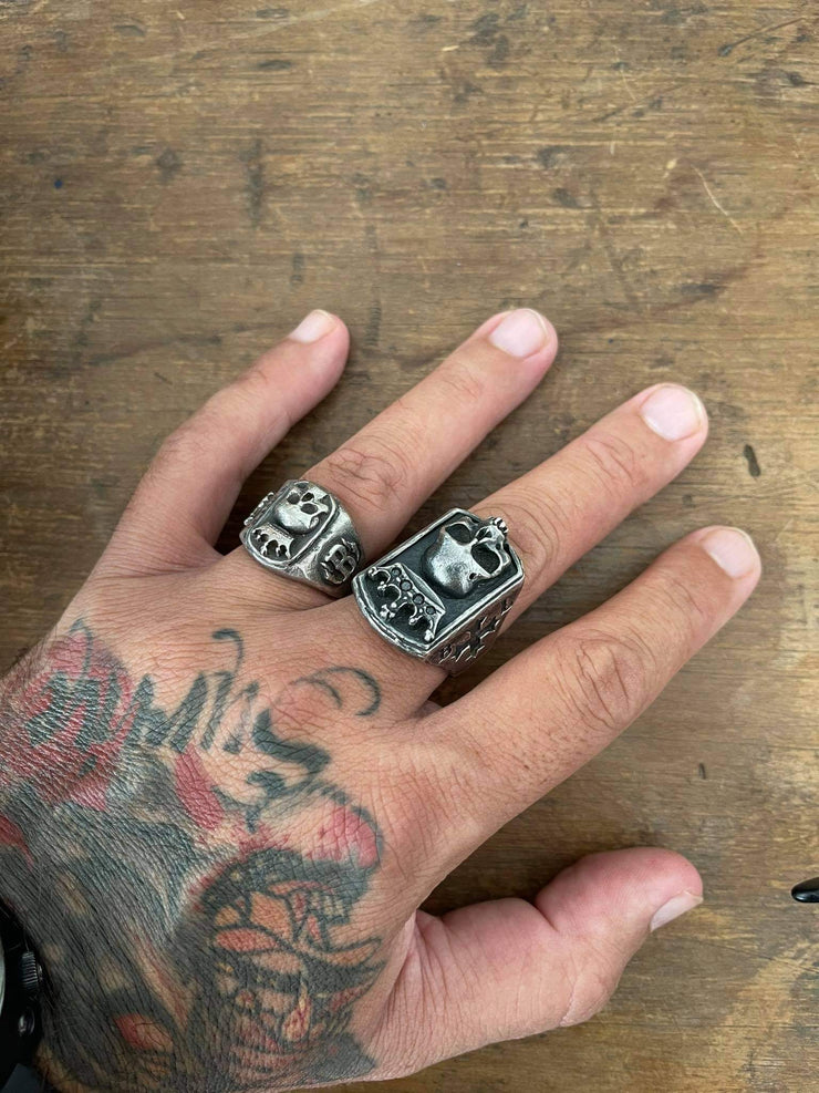 Black Label Heavy Crown Ring